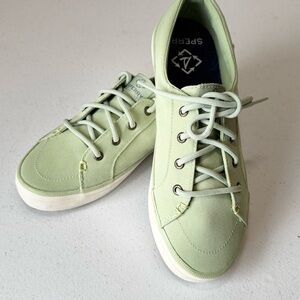 Sperry Crest Vibe sea cycled Light Green Canvas Sneakers size 8